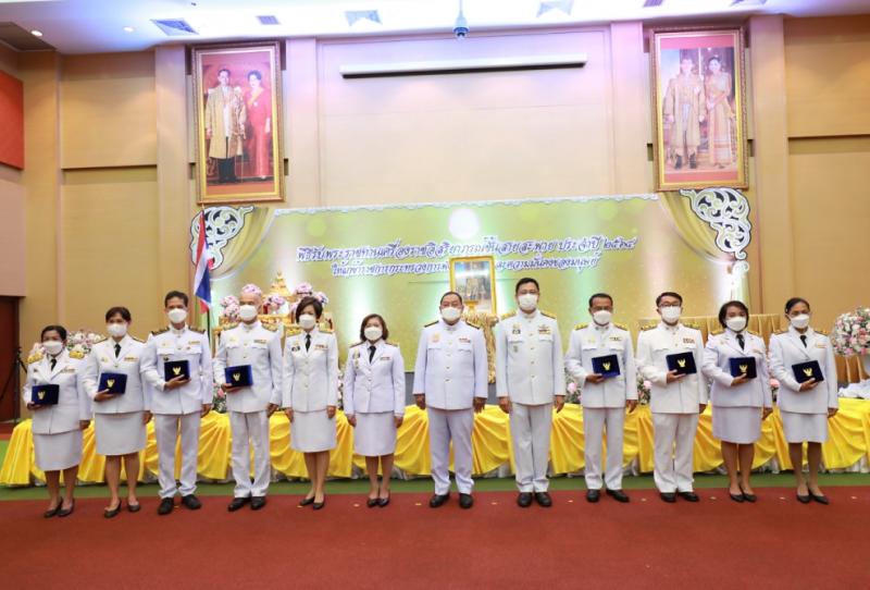 รมว.พม. เป็นประธาน�