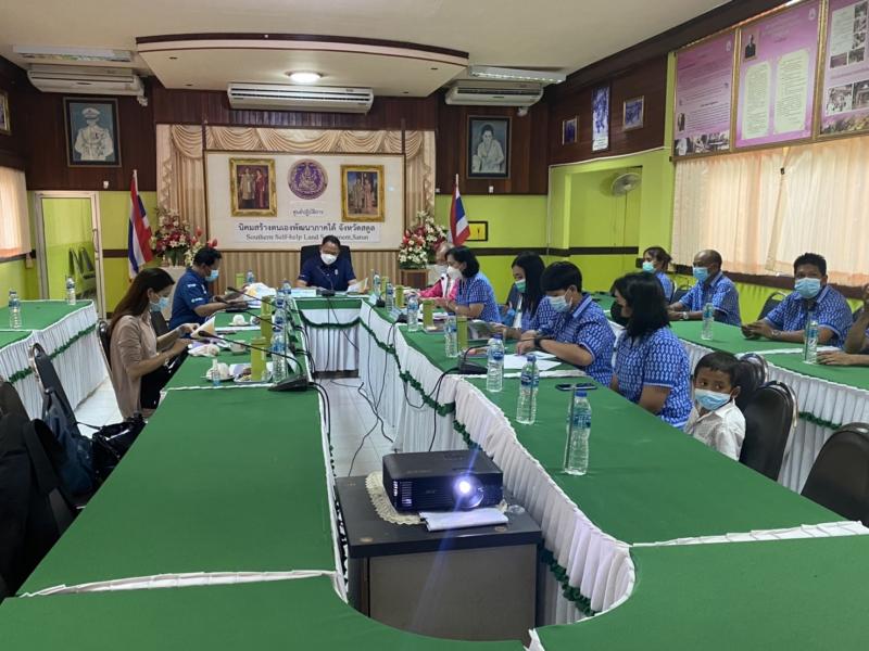 ผต.พม.ลงพื้นที่ จั�