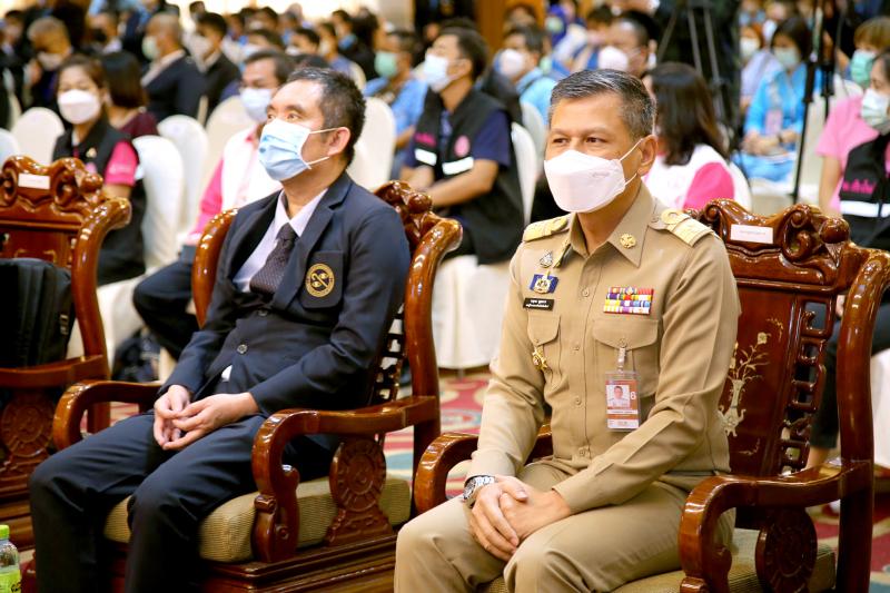 รมว.พม.เป็นประธานเ