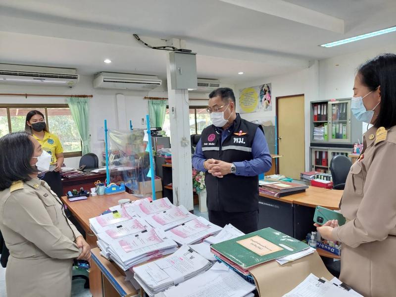 ผต.พม.ลงพื้นที่จัง