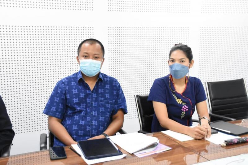 รองปลัดพม.ประชุมห�