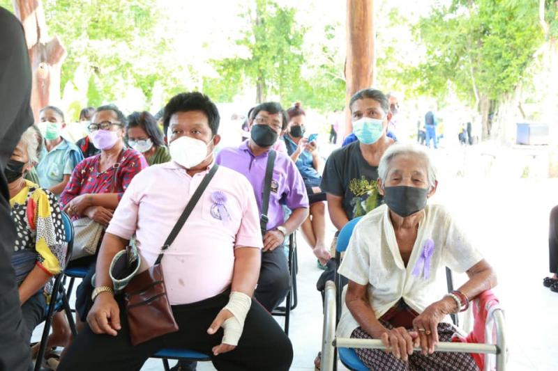 ปลัดพม.ลงพื้นที่จ�