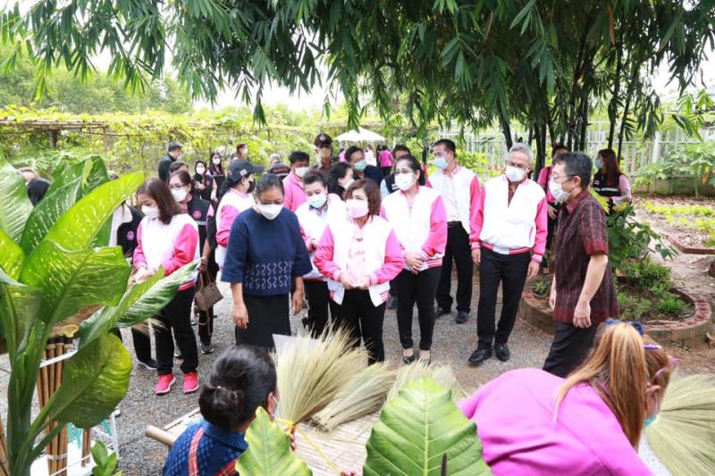 ปลัดพม.งพื้นที่จั�