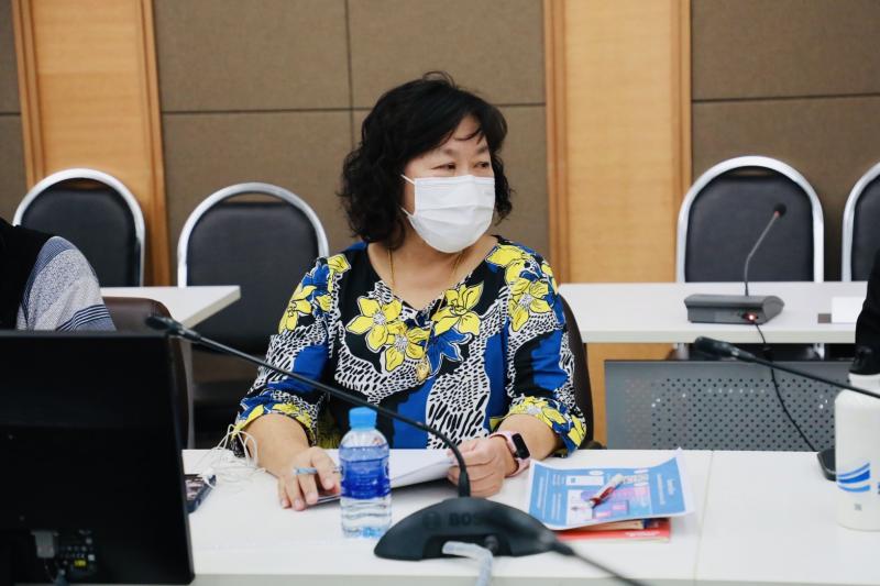 รองปลัดพม.เป็นประ�