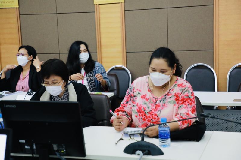 รองปลัดพม.เป็นประ�