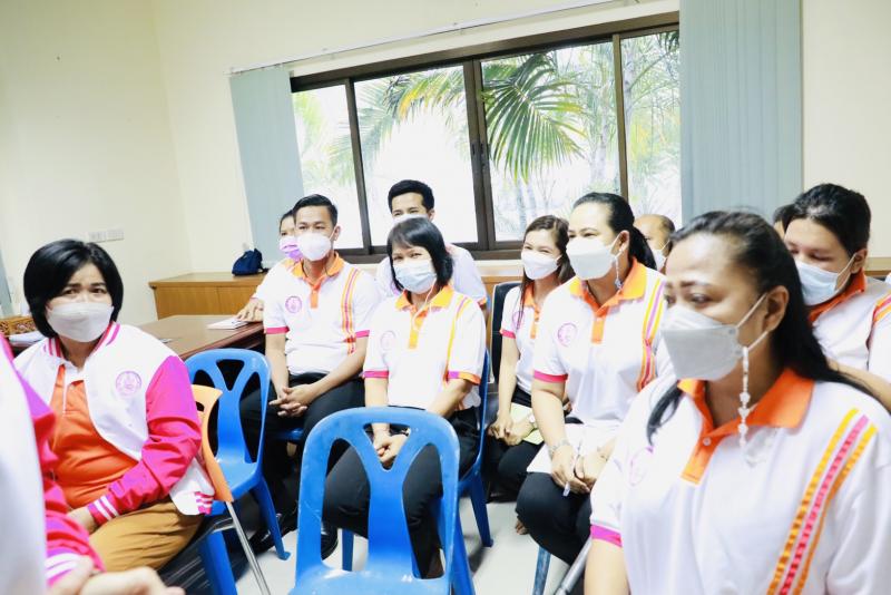 รมว.พม. และคณะผู้บ�