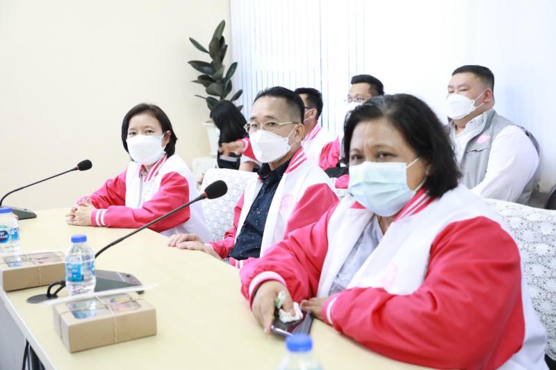 รมว.พม. และคณะผู้บ�