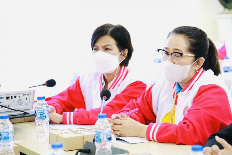 รมว.พม. และคณะผู้บ�