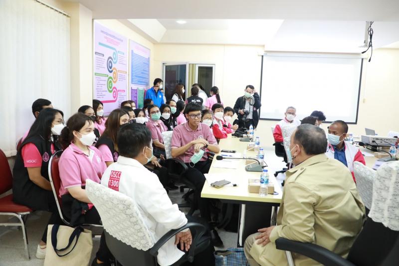 รมว.พม. และคณะผู้บ�