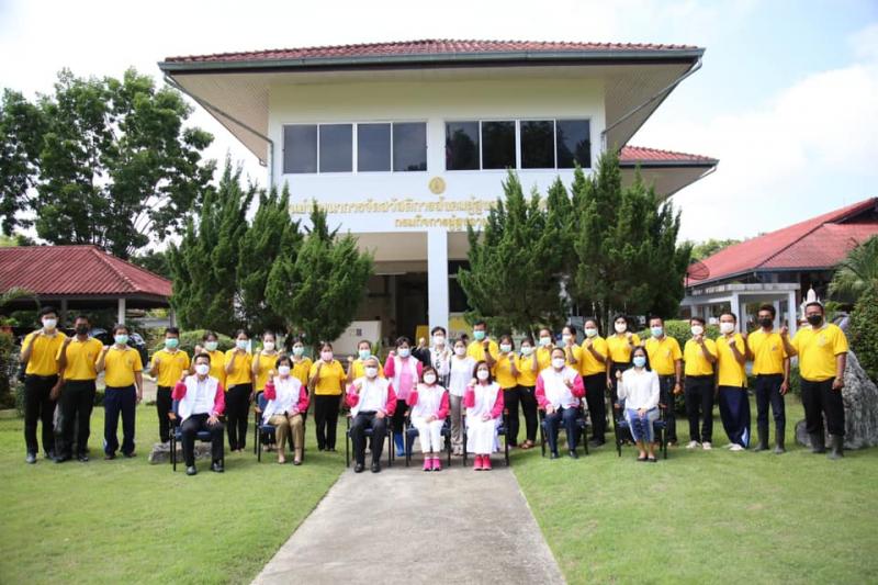 ปลัดพม.ลงพื้นที่จ�