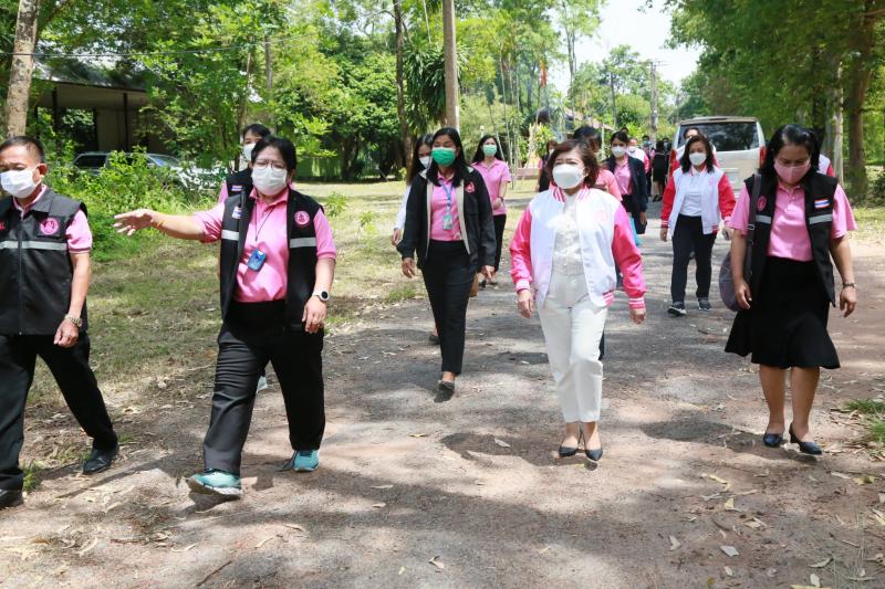 ปลัดพม.ตรวจเยี่ยม 