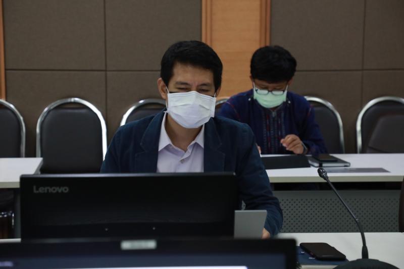 เลขารมว.พม.เป็นประ