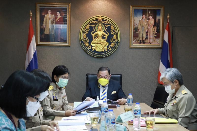 รมว.พม.เข้าร่วมการ