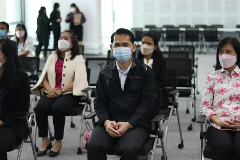 รองปลัดพม.เป็นประ�