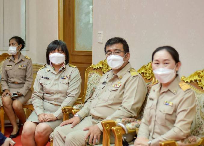 ผค.พม.ลงพื้นที่จัง