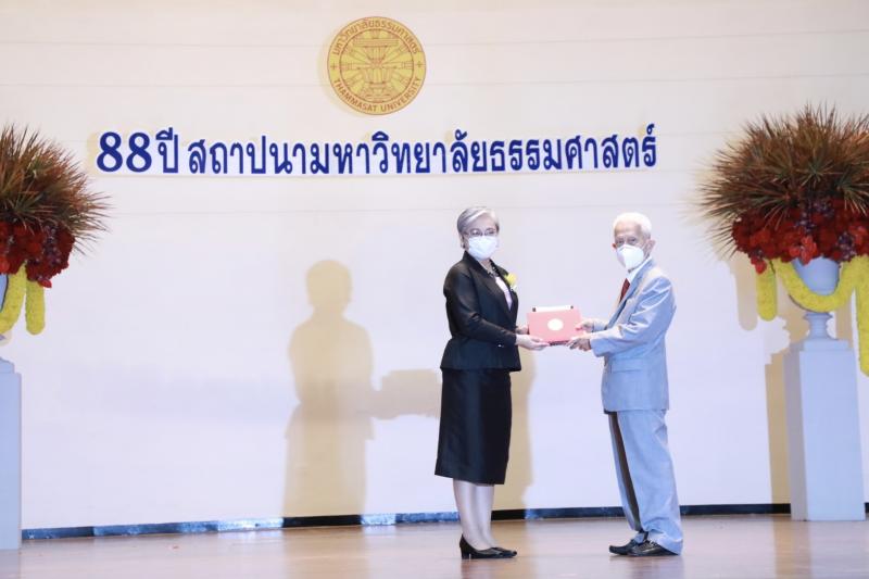 รองปลัดพม.พร้อมด้�