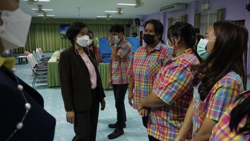 ผต.พม.ตรวจเยี่ยมหน