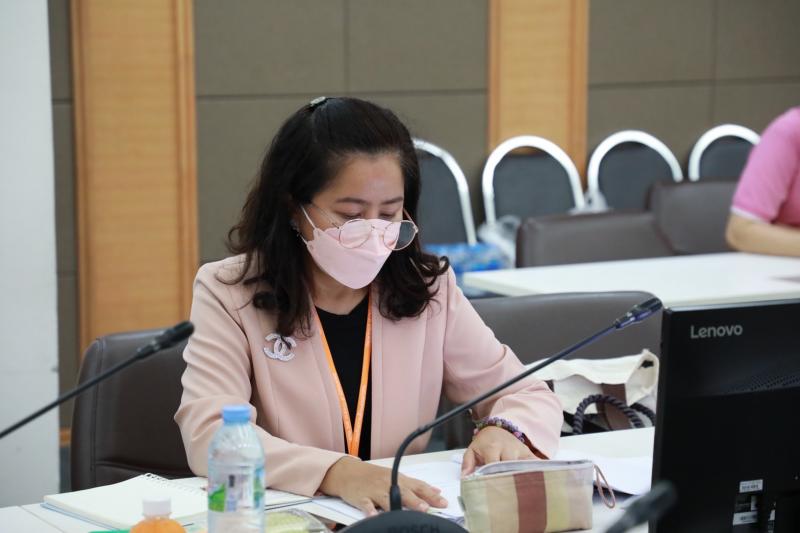 รองปลัดพม.เป็นประ�