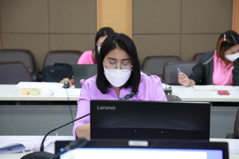รองปลัดพม.เป็นประ�