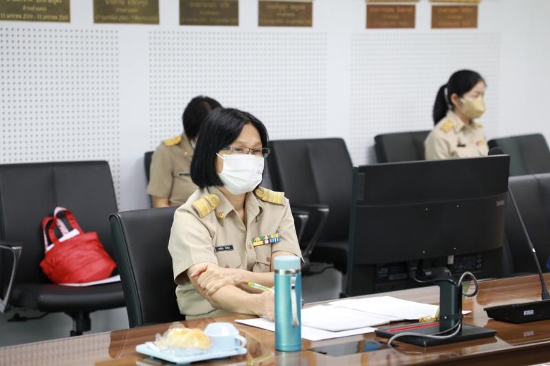 รองปลัดพม.เป็นประ�