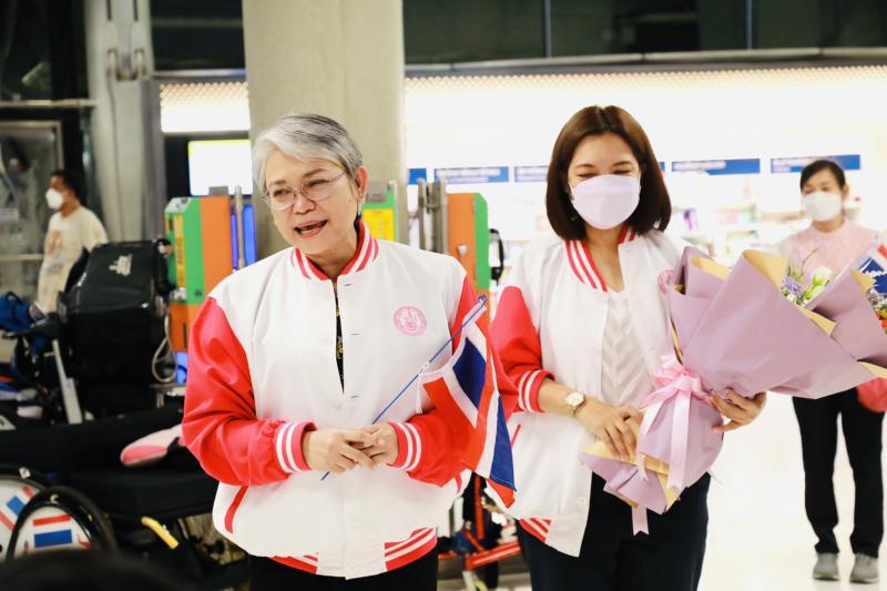 รองปลัดพม.พร้อมด้�