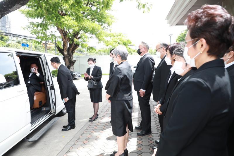 รมว.พม. เข้าร่วมลง�