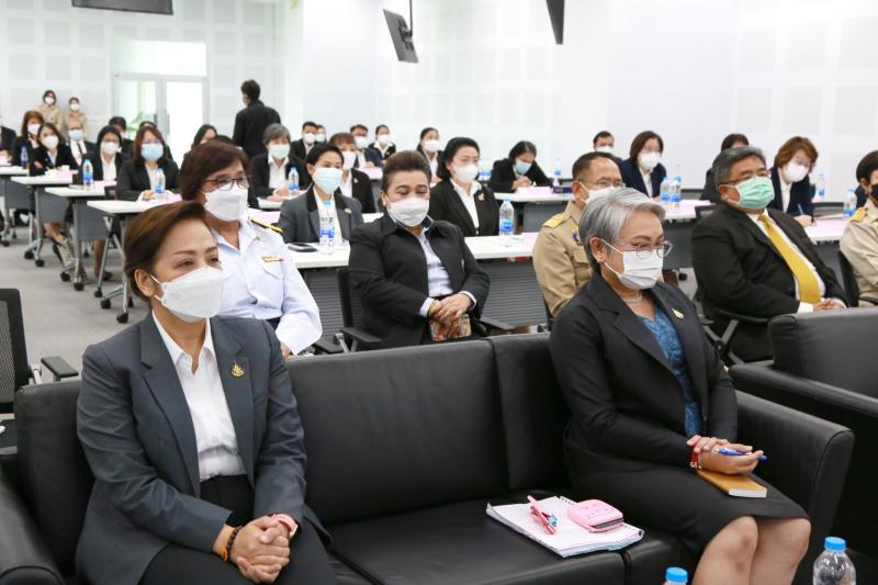ปลัดพม. เป็นประธาน
