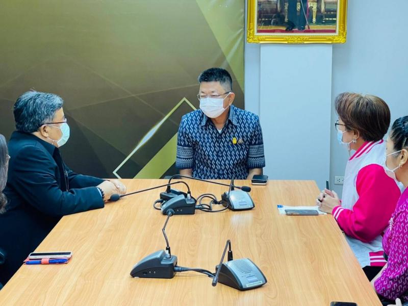 ผต.พม. ลงพื้นที่ตร�