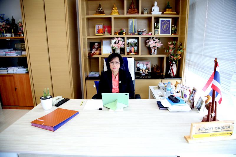 ผต.พม. เข้าประชุมค�