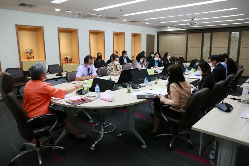 รองปลัดพม.เป็นประ�