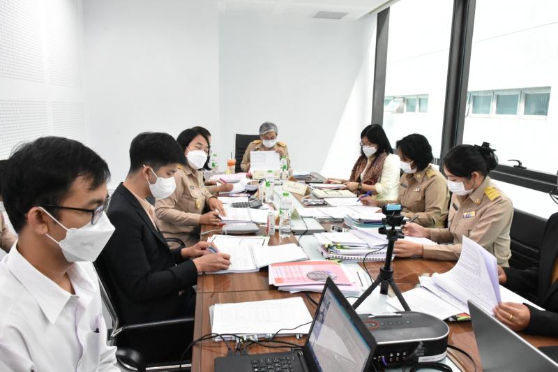 รองปลัดพม.เป็นประ�