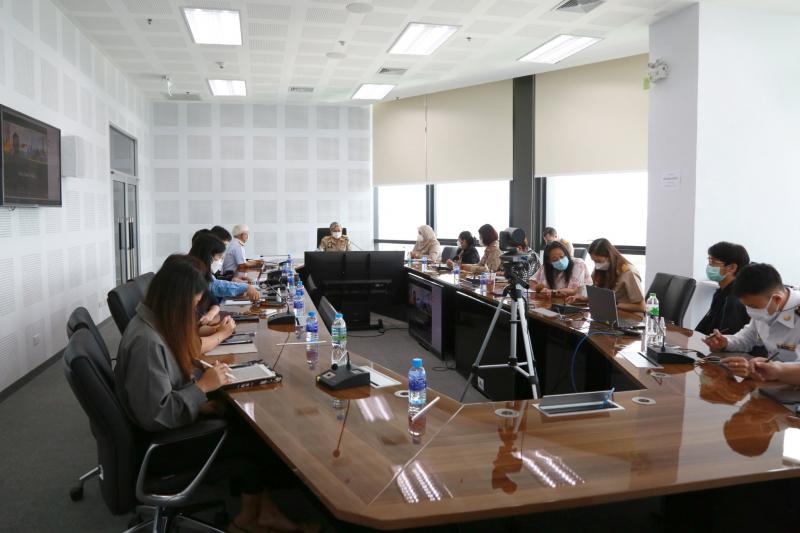 รองปลัดพม.เป็นประ�
