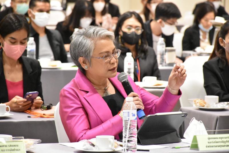 รองปลัดพม.ร่วมในพ�