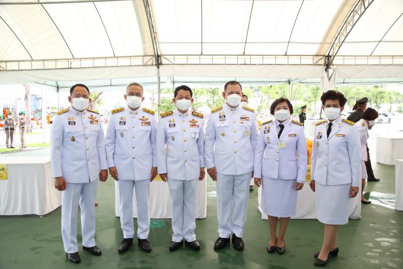 ปลัดพม.พร้อมด้วยค�