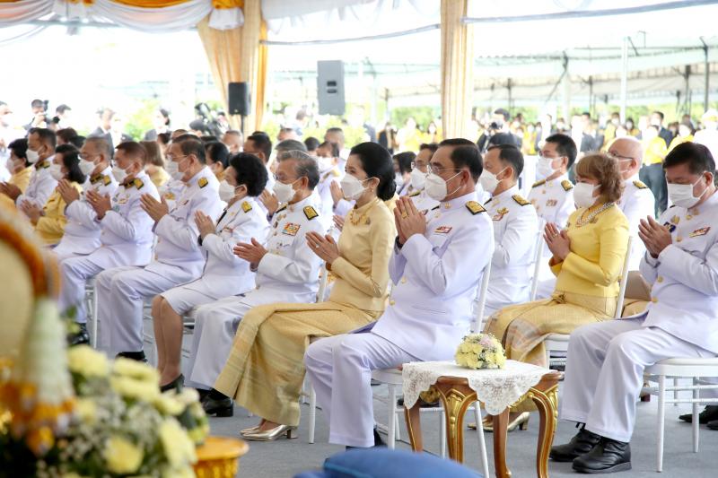ปลัดพม.พร้อมด้วยค�
