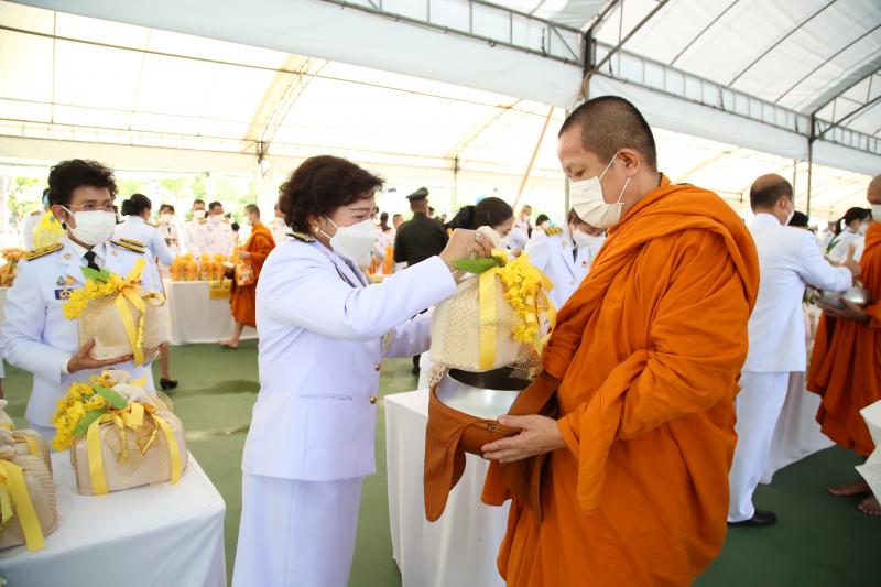 ปลัดพม.พร้อมด้วยค�