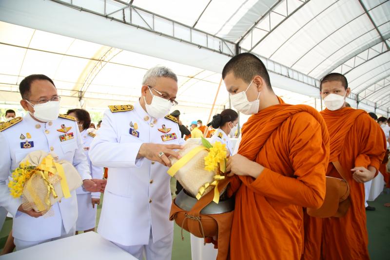 ปลัดพม.พร้อมด้วยค�
