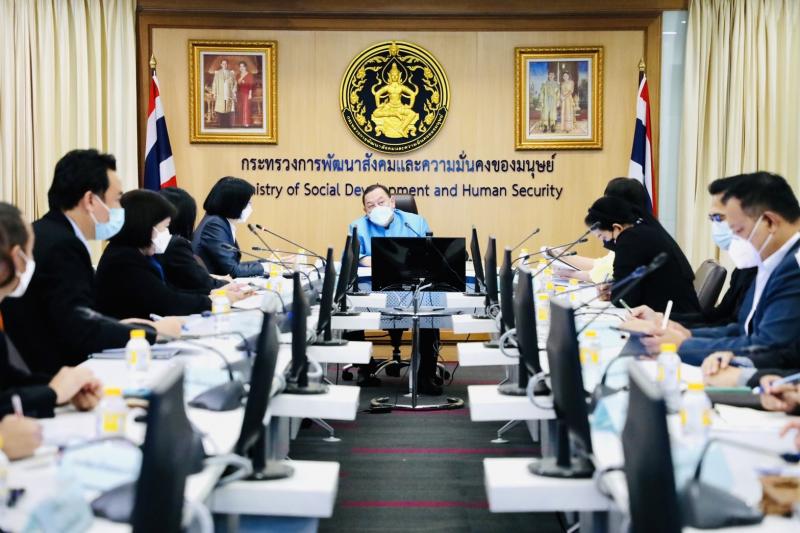 รมว.พม.ให้การต้อนร