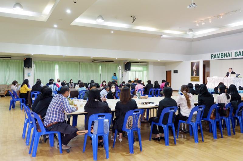 ผต.พม. เป็นประธานใ�