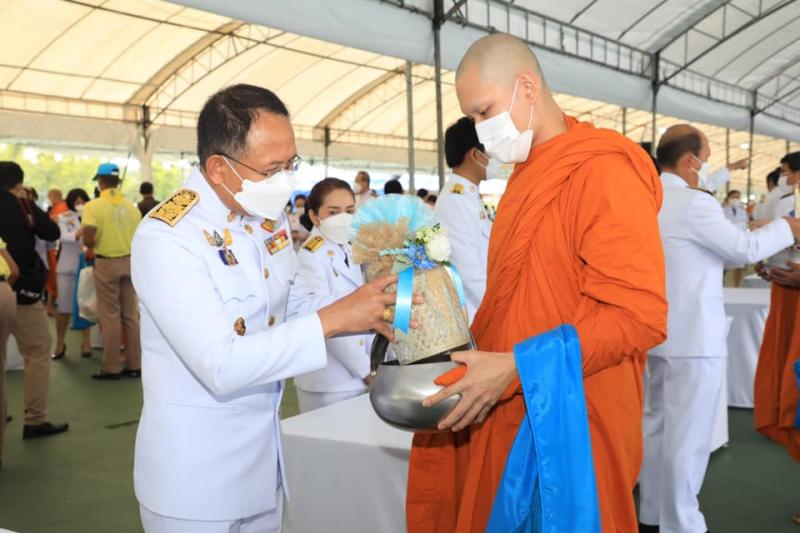 นายกรัฐมนตรี เป็น�
