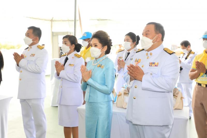 นายกรัฐมนตรี เป็น�