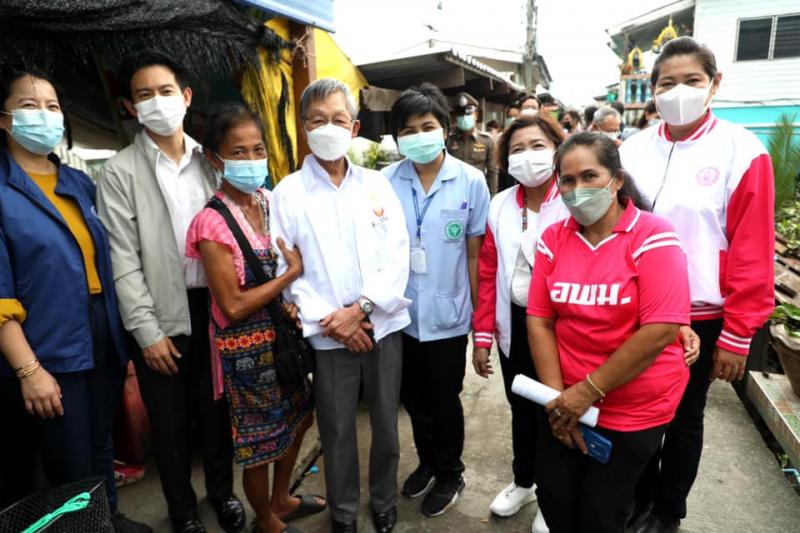ประธานรัฐสภาพร้อ�