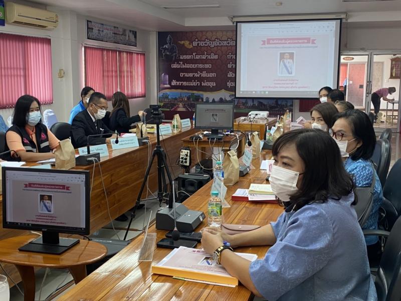 ผต.พม.และคณะ พร้อม�