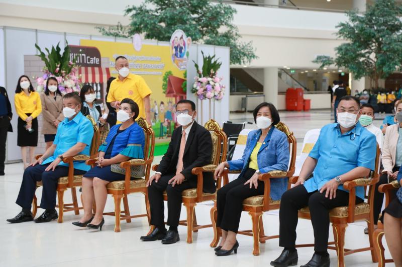 ปลัดพม.เป็นประธาน�