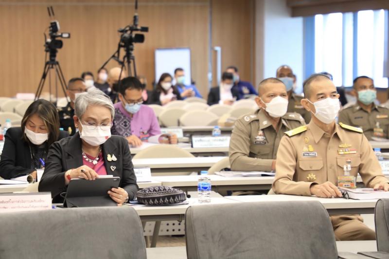 รองปลัดพม.เข้าร่ว�