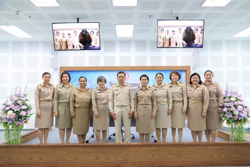 รองปลัดพม.เป็นประ�