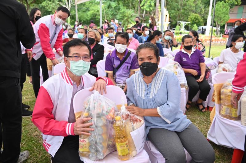 รมว.พม.เป็นประธานใ