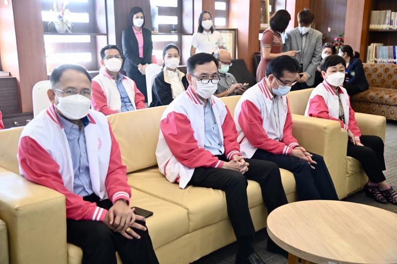 รมว.พม. เป็นประธาน�