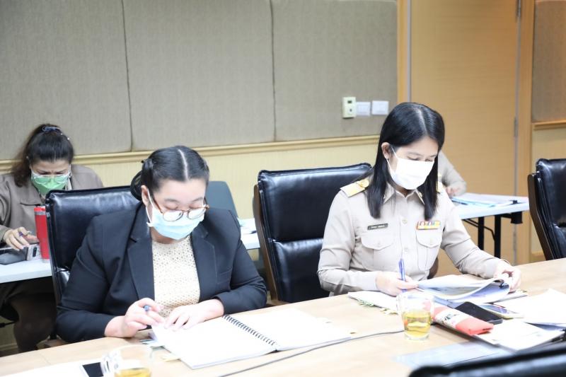 รมว.พม. เป็นรองประ�