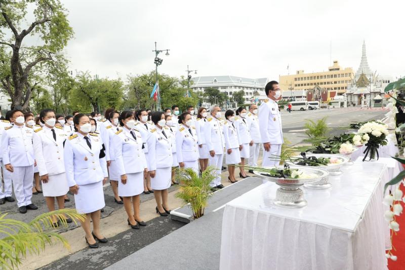 รองปลัดพม.นำคณะผู�